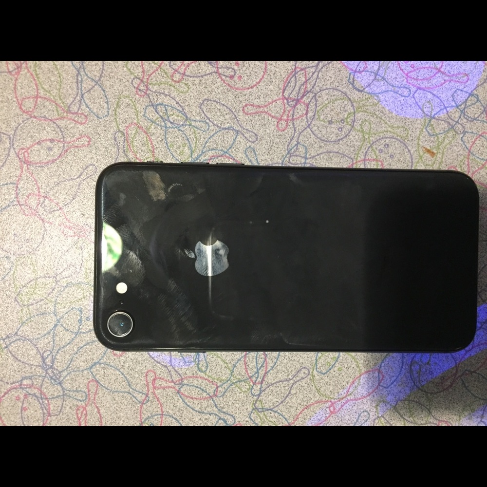 iPhone - Picture 2 of 2